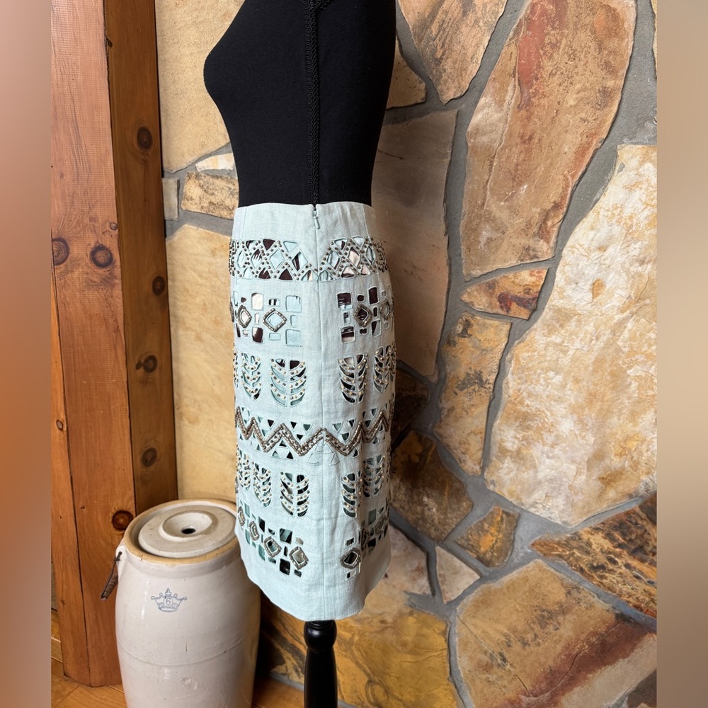 Per Se Linen Beaded Cut-Out Silk Lined Mini Skirt (6) - Picture 4 of 17
